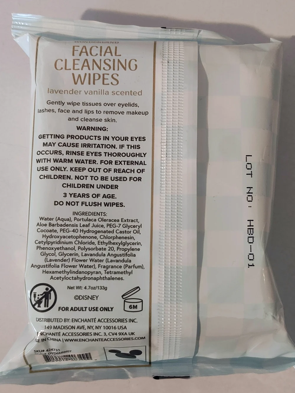 Disney Alice in Wonderland Facial Cleansing Wipes, Bath Salts & Bath Bomb Bundle